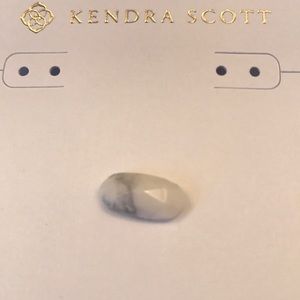 Kendra Scott Jewelry - Kendra Scott howlite white Elisa stone Kendra Scott Jewelry - Kendra Scott howlite white Elisa stone